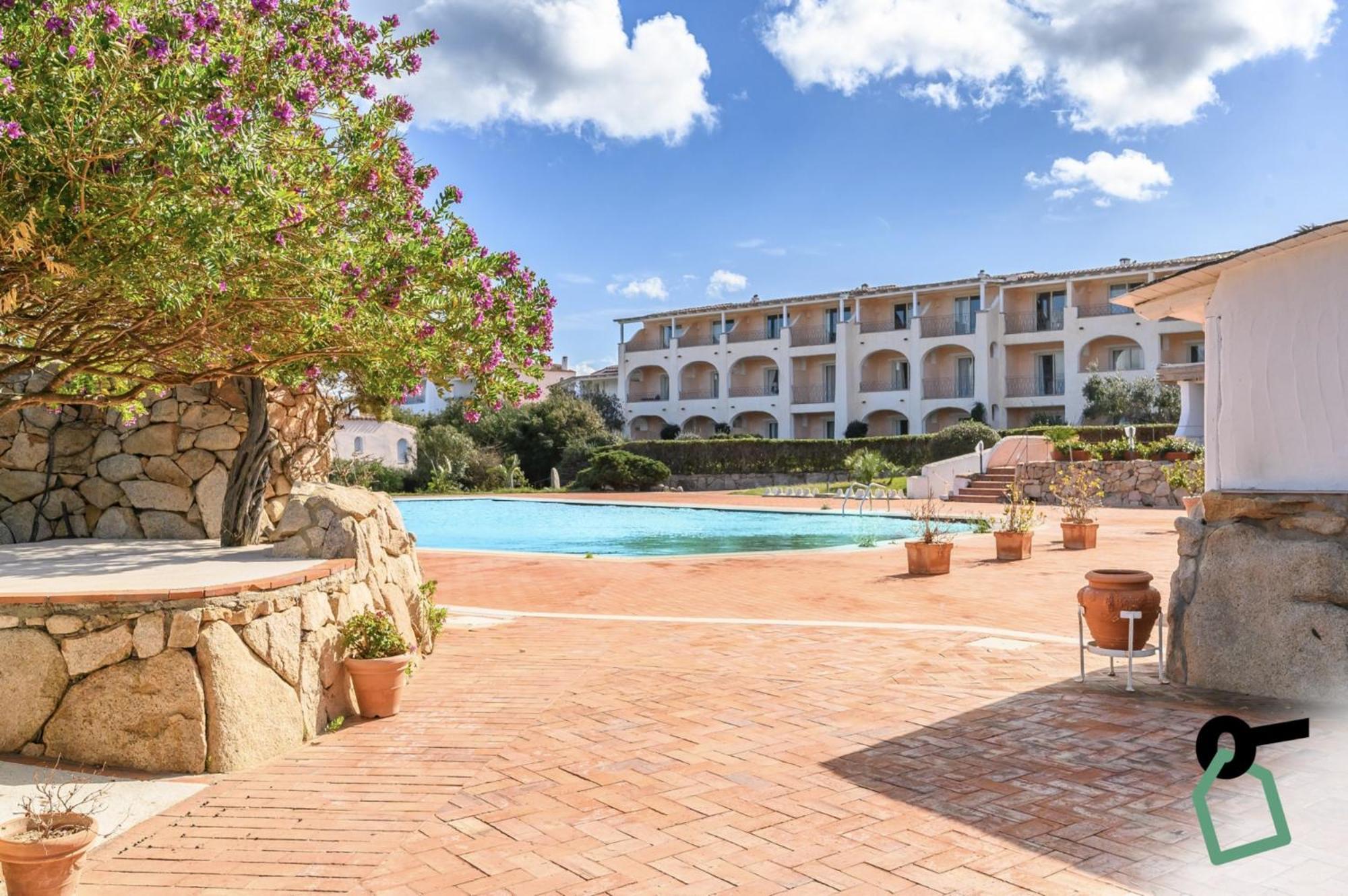 Hotiday Room Collection - Porto Cervo Eksteriør billede