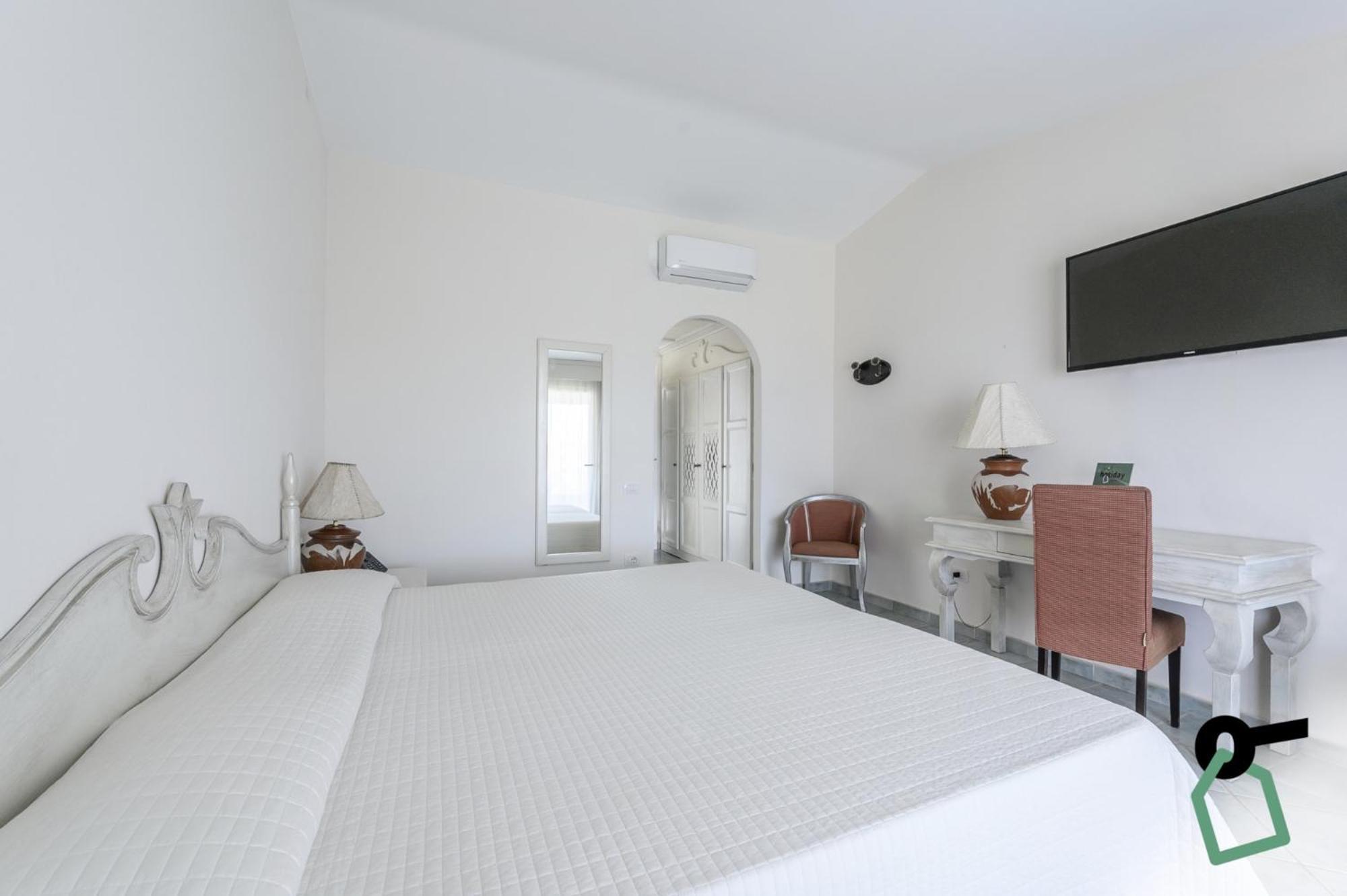 Hotiday Room Collection - Porto Cervo Eksteriør billede